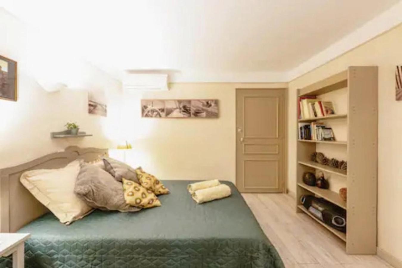 Appartement Complet Ou 2 Chambres De Charme En Centre-Ville Arles Eksteriør bilde